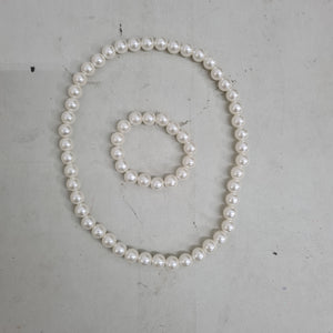 Pearl Chain and Hand band