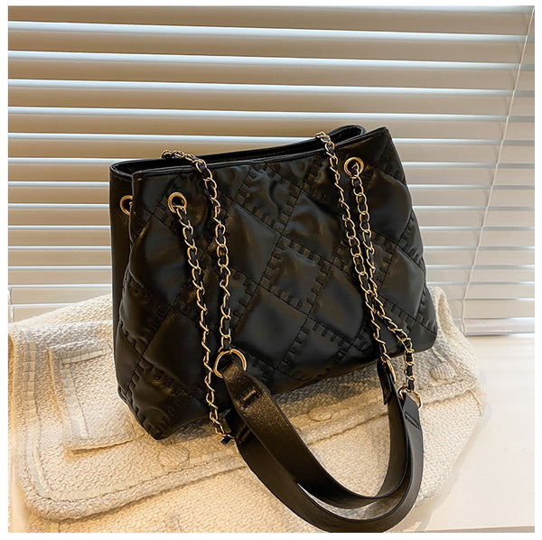 Quilted Chain Strap Handbag 763