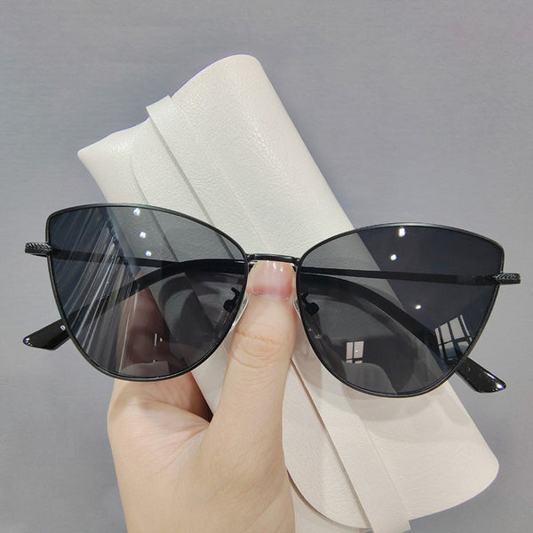 Small Frame Cat Eye Sunglasses
