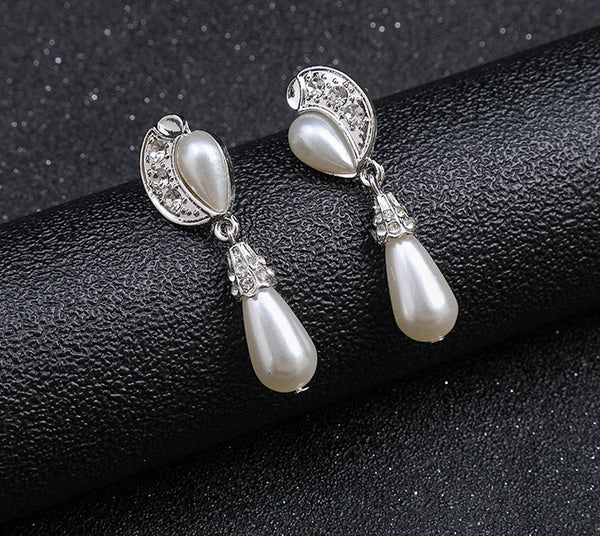 Luxury Pearl Necklace Set