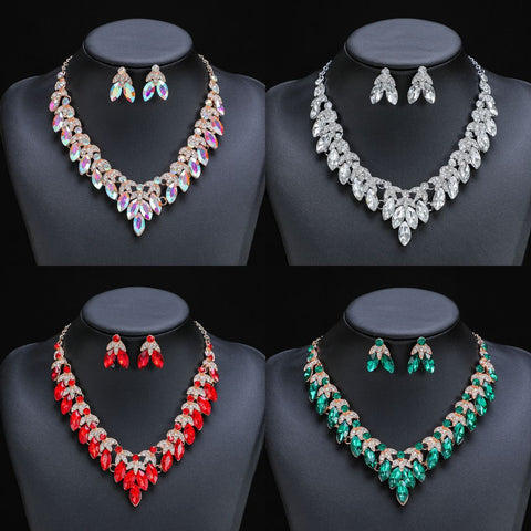 Crystal Short Clavicle Necklace Set