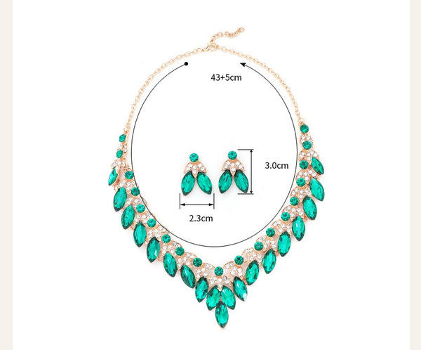Crystal Short Clavicle Necklace Set