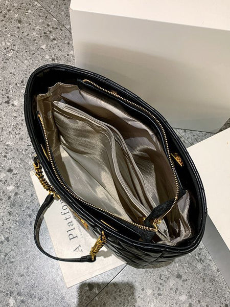 YL Large Quilted Chain Strap Shoulder Bag