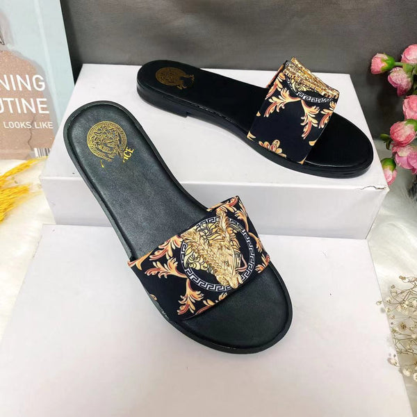 V Buckle One Line Slipper