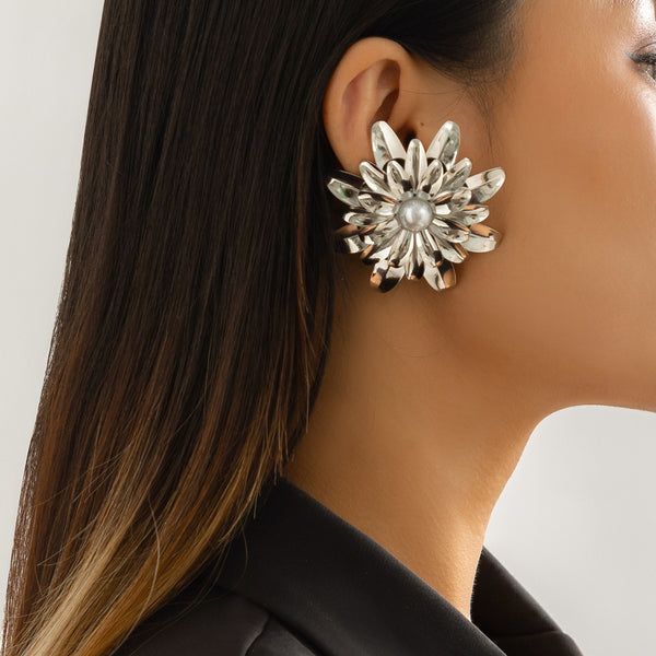Metal Daisy Earrings 2773