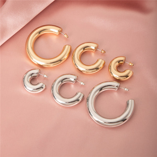 Thick C Hoop Earrings E151