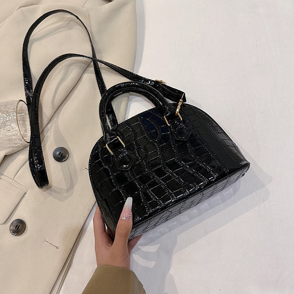 Oval Patent Sidebag 310