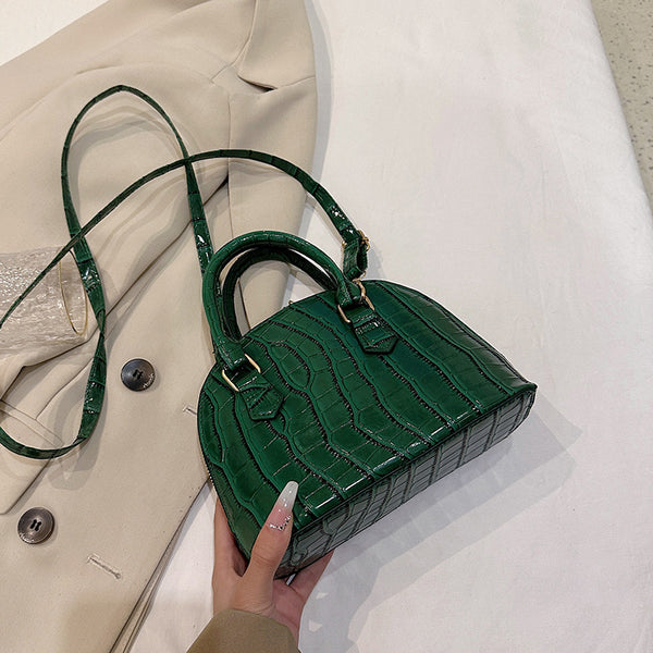 Oval Patent Sidebag 310