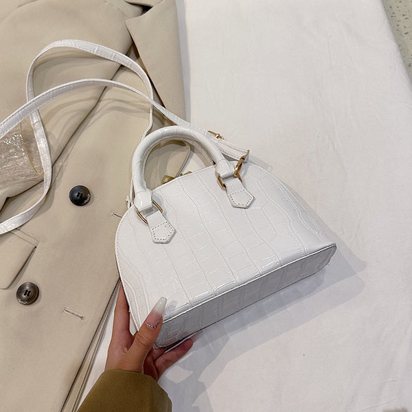 Oval Patent Sidebag 310