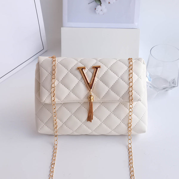 Quilted Sidebag With Tassel 58046