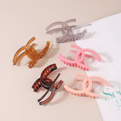 Double C Shark Hair Clamps