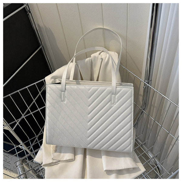 Large Quilted Handbags LX5181