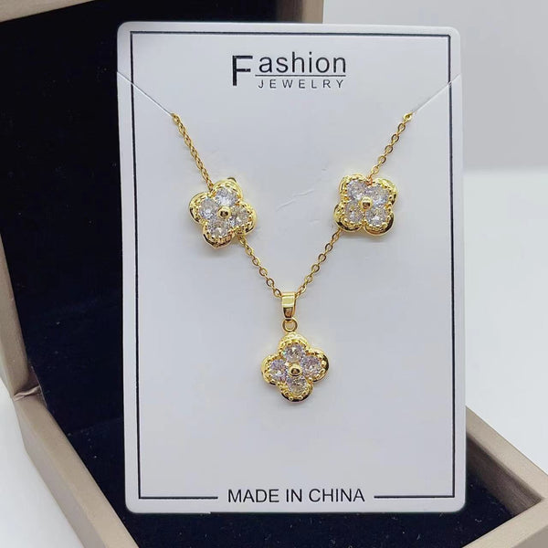 Four Leaf Clover Earrings And Chain Set VSE
