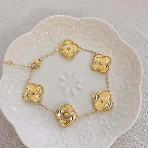 Clover Guilloché Gold Bracelet