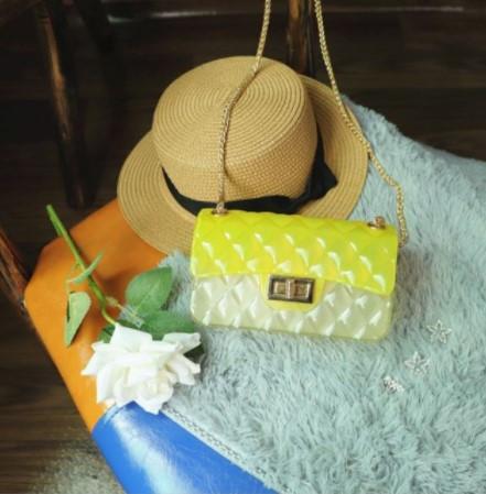 Jelly Quilted Chain Sidebag