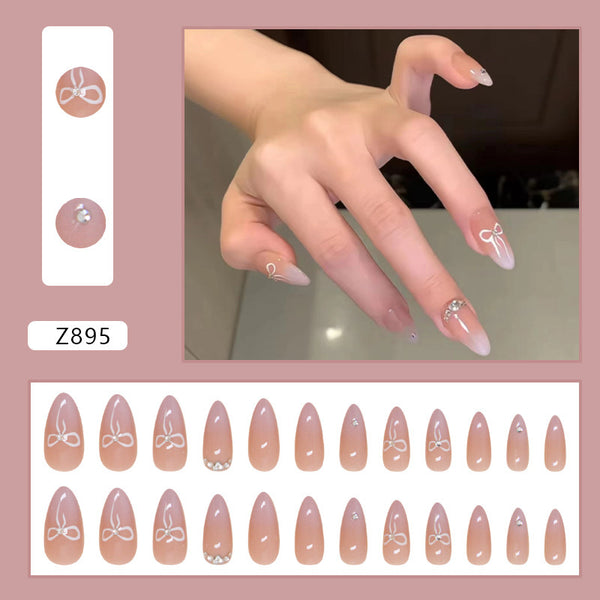 Press On Nails 824 WZM