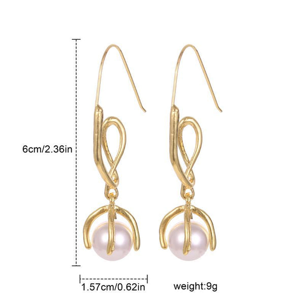 Twisted Line Pearl Earrings