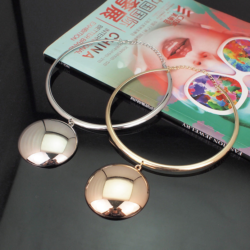 Circle Pendant Choker Set