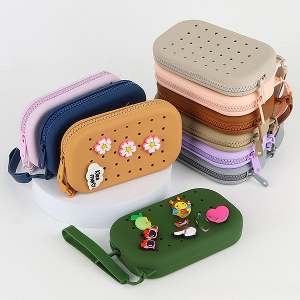Oval Croc DIY Wallet