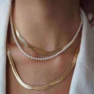 3 Layered Pearl and Metal Silver Necklace