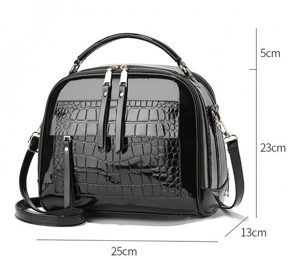 Shiny Patent Leather Crossbody Sidebag