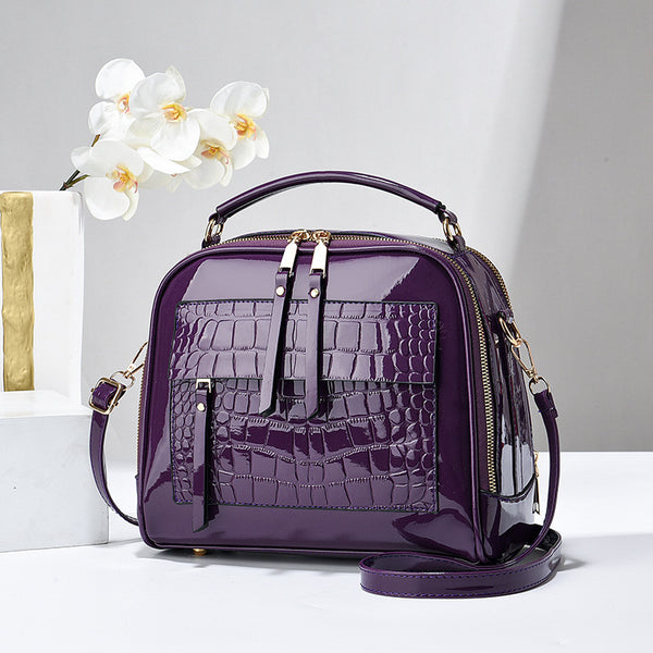 Shiny Patent Leather Crossbody Sidebag