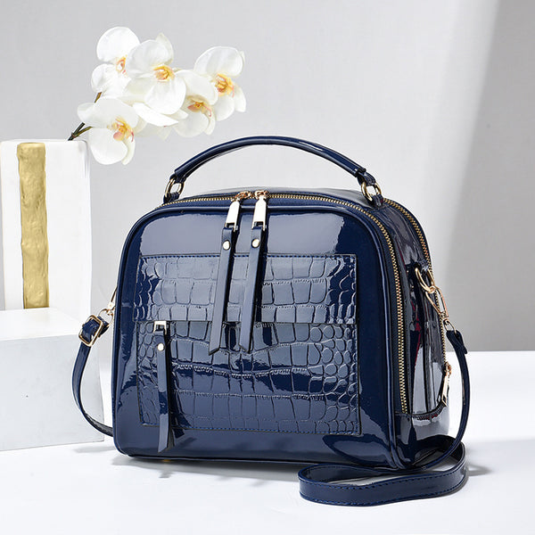 Shiny Patent Leather Crossbody Sidebag