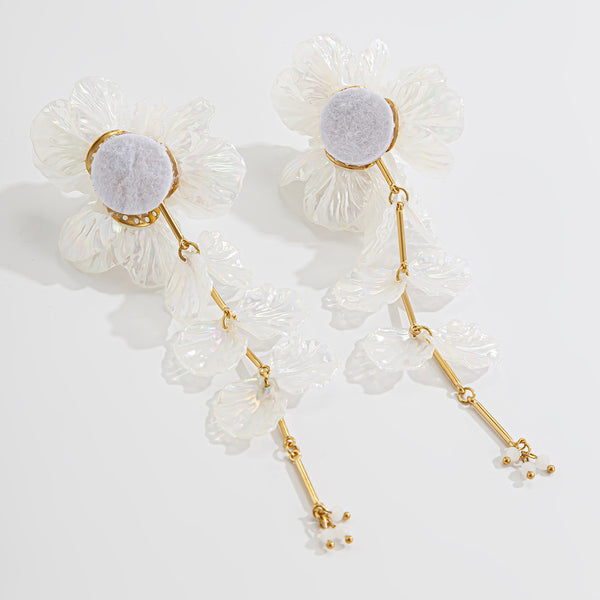White Floral Scallop Earrings