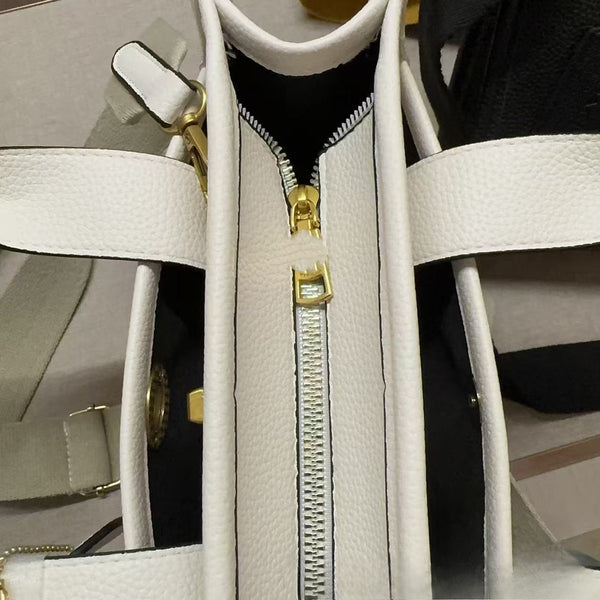 CH Cargo Tote