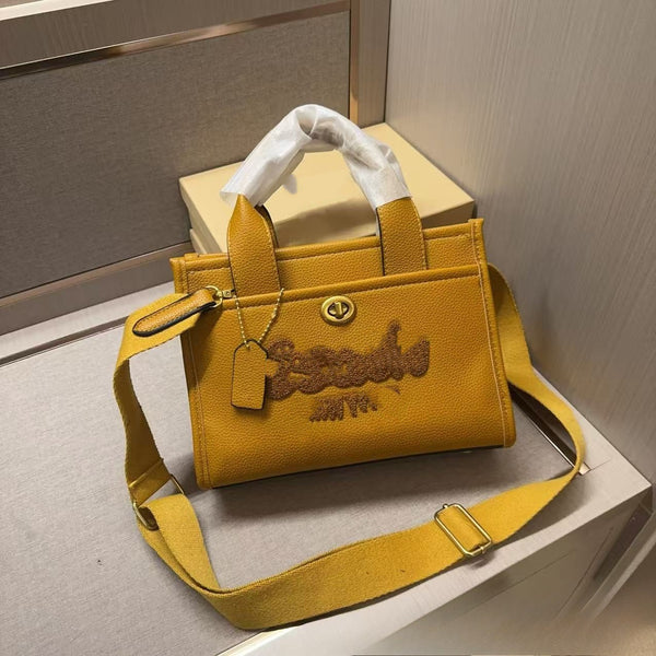 CH Cargo Tote