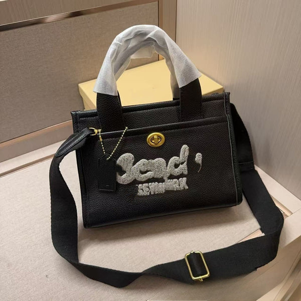 CH Cargo Tote