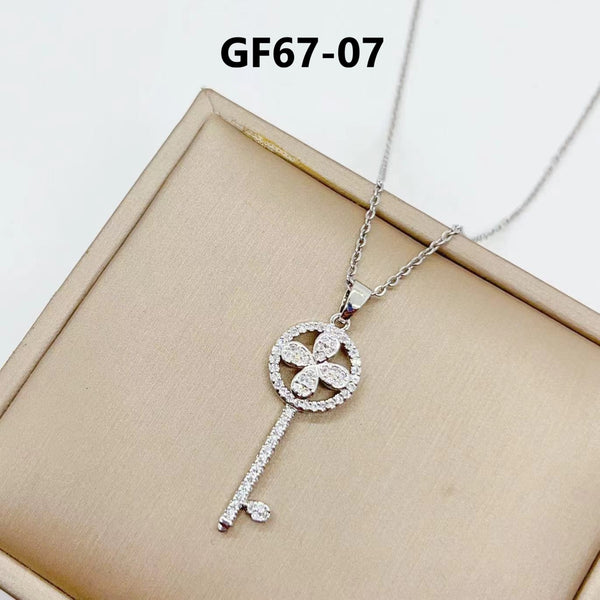Clover Pendants Necklaces