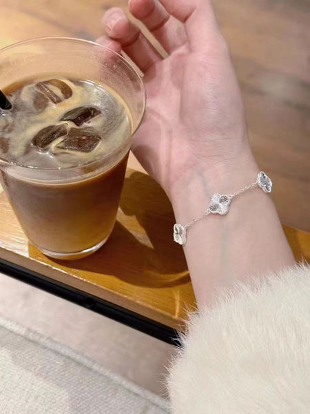 Clover Guilloché Bracelet