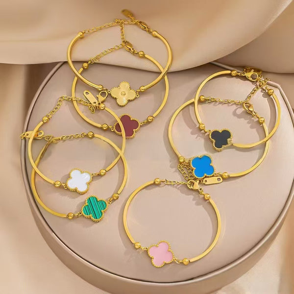 Single Flower Double Sided Clover Bracelet