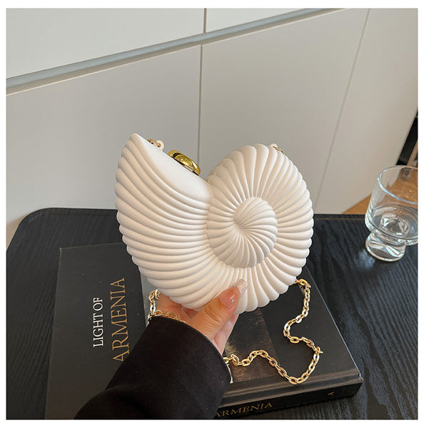 Round Shell Evening Clutch