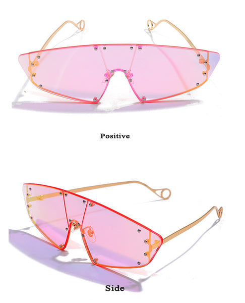 Retro Trend Rivet Sunglasses