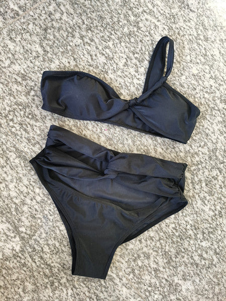 2 Piece 1 Shoulder Strap Swimsuit