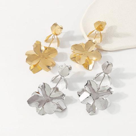 Exaggerated Flower Metal Earrings