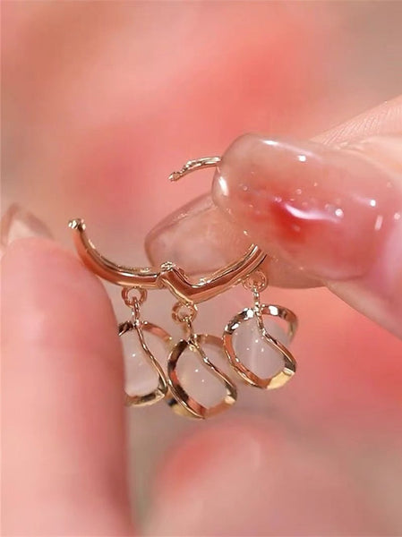 3 Cat Eye Dangling Earrings