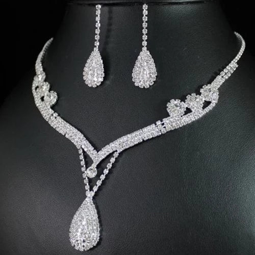 Simple Waterdrop Chain And Earring
