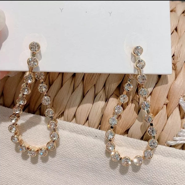 Simple Staggered Design Sense Rhinestone Earrings